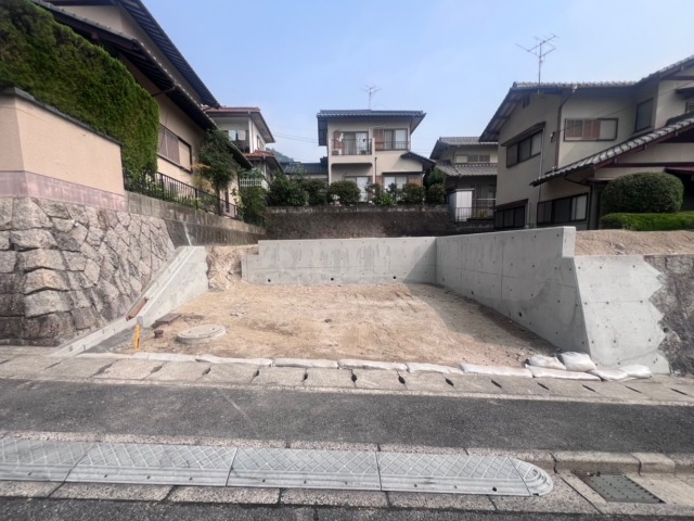 広島市西区己斐上/T様邸　L型擁壁新設工事の画像
